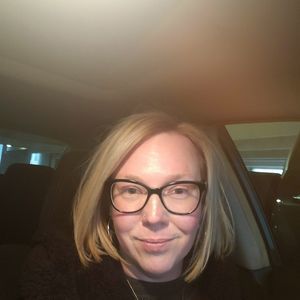 Meet your Posher, Leticia